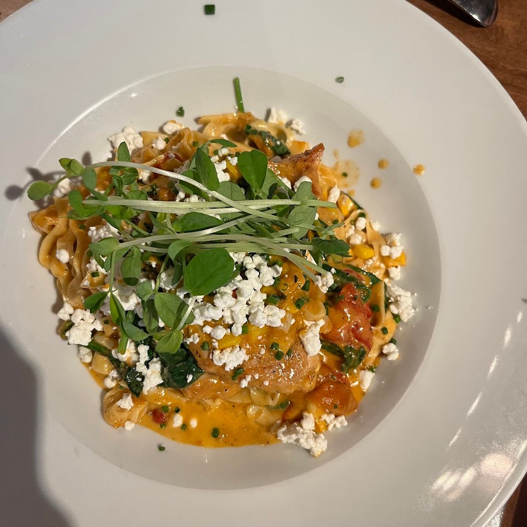 Tuscanos Pizzeria & Bistro 3